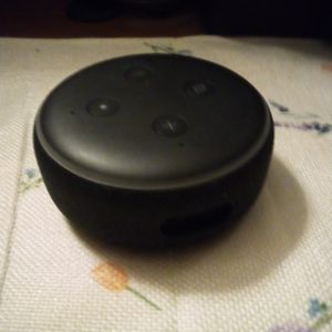 Amazon echo dot speaker with alexa